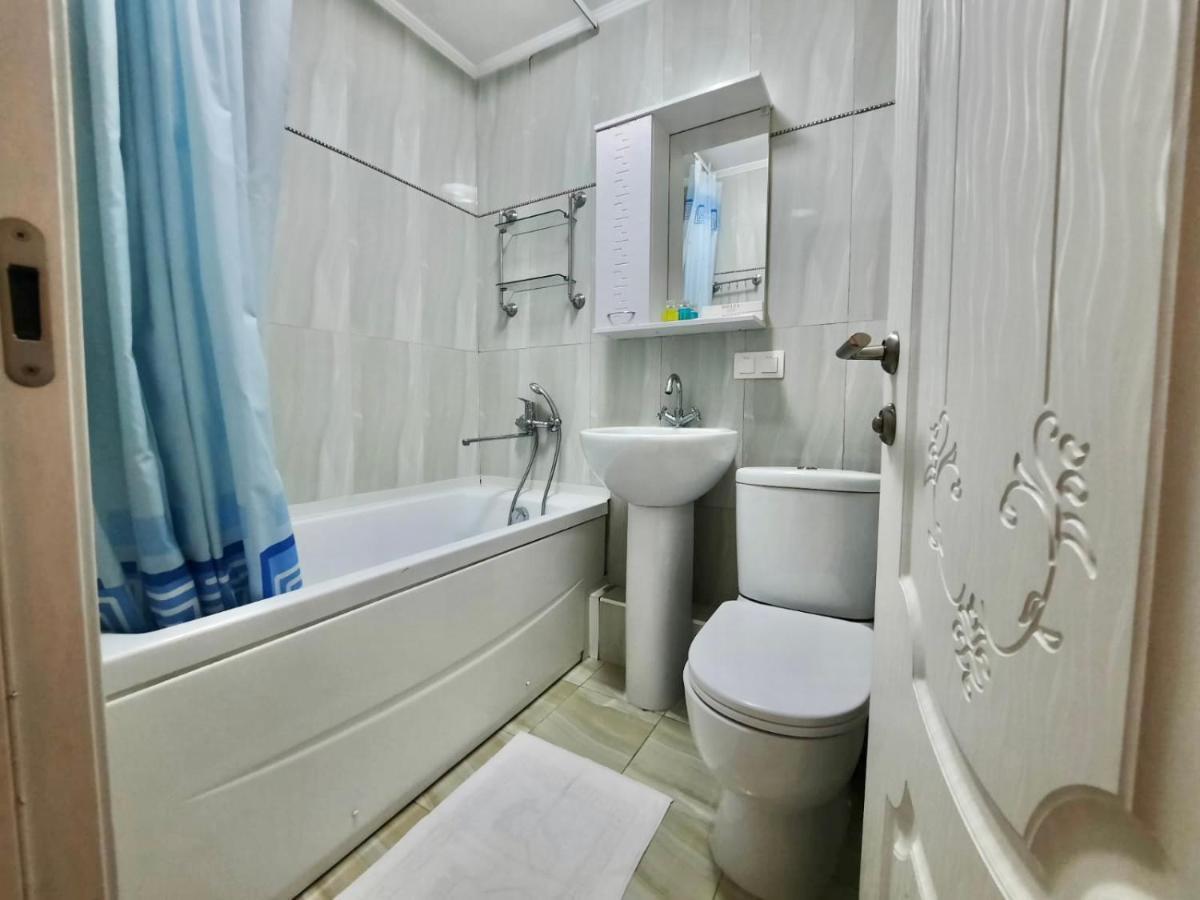 Квартира На Тулебаева Almaty Extérieur photo